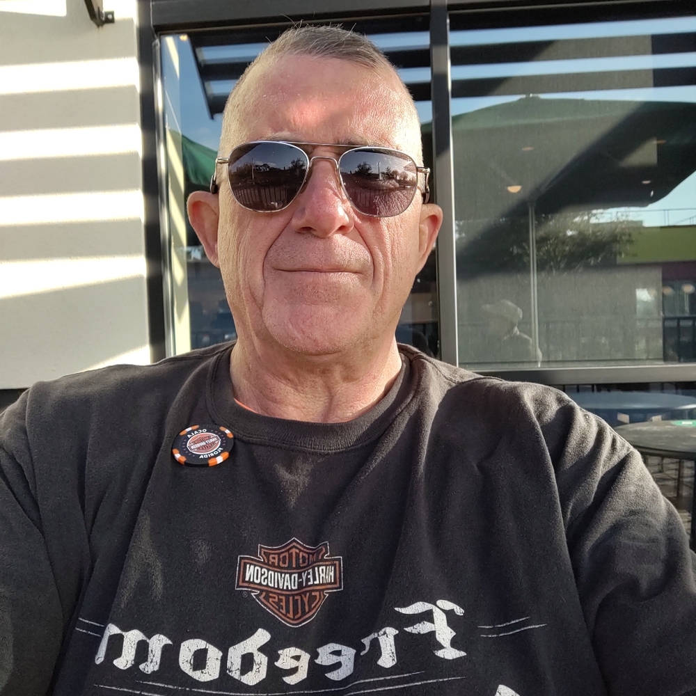 Meet your Posher, Peter